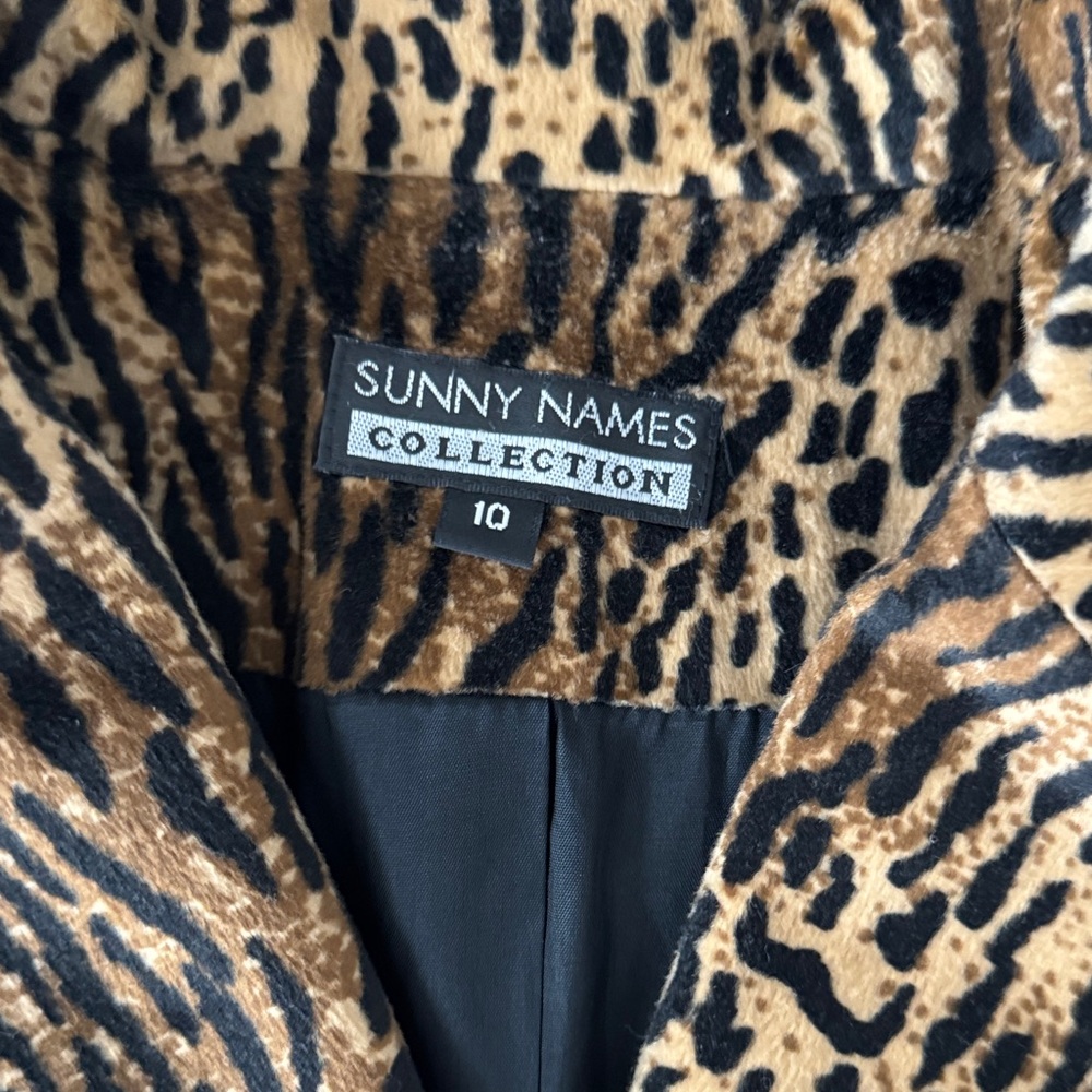 🌼VINTAGE🌼 Soft Leopard Print Trench Coat - Picture 2 of 7